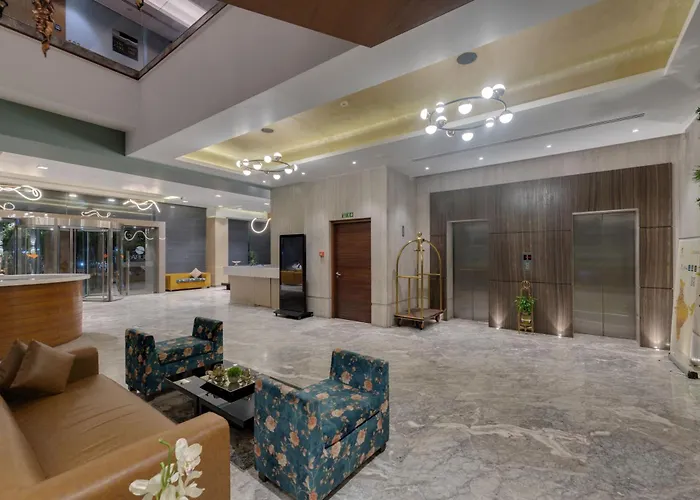 Mumbai 4 Star Hotels